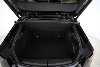 https://vehicle.imgix.net/4410647/fd22fbd4-27ea-42d7-b372-a31a096c3a5c.jpg