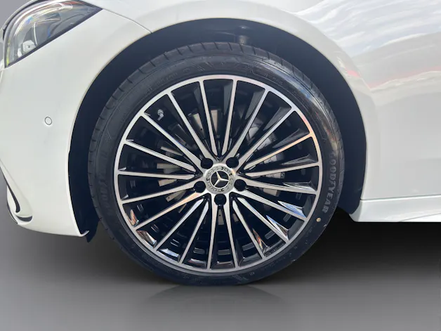MERCEDES-BENZ C 220 d Swiss Star AMG Line 4matic Kombi