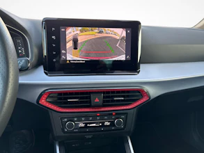 https://vehicle.imgix.net/4410673/79b97823-6a2a-4517-aab6-7a3f6e956510.jpg
