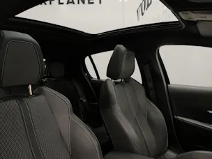 PEUGEOT 208 1.2 Hybrid GT
