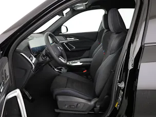 BMW X1 30e xDrive paddles