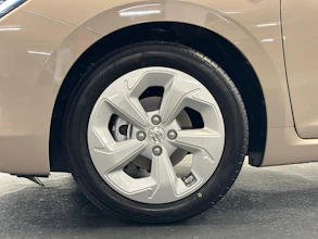 https://vehicle.imgix.net/4410700/90f64562-700f-41fb-afe2-95a248a80394.jpg