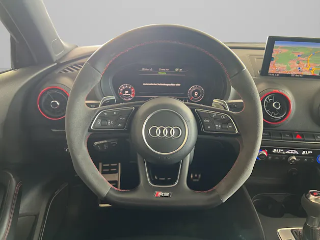 Audi RS3 Limousine 2.5 T FSI quattro S-Tronic