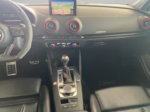 AUDI RS3 Limousine 2.5 T FSI quattro S-Tronic