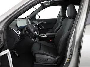BMW X1 30e xDrive paddles