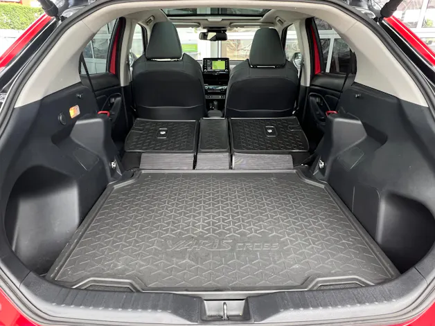 Toyota Yaris Cross 1.5 VVT-i HSD Elegant AWD-i