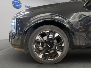 https://vehicle.imgix.net/4410726/5061f5df-70c8-4911-af87-b60f8756578b.jpg