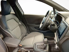 https://vehicle.imgix.net/4410734/92d12b33-7d0e-4a57-8a29-fa93190275e2.jpg