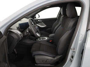 immagine del veicolo BMW 120i