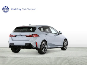 https://vehicle.imgix.net/4410749/d54800b2-0b76-49dd-839b-8653cb885238.jpg