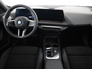 https://vehicle.imgix.net/4410749/f8cf127f-ac8a-46a9-baf7-7d1f155e6809.jpg