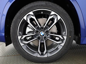 image du véhicule BMW X1 23i xDrive paddles
