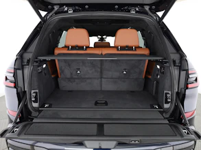 https://vehicle.imgix.net/4410783/f1784182-24d4-453f-8a3b-a7aef213c98d.jpg