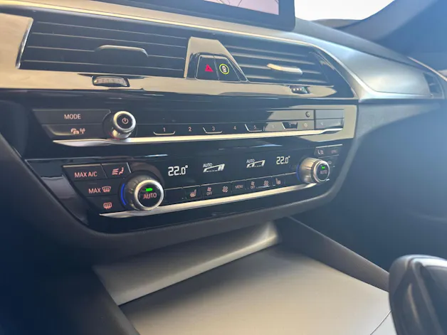 BMW 520d xDrive Touring