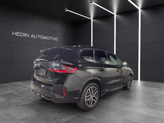 BMW X1 20d xDrive paddles