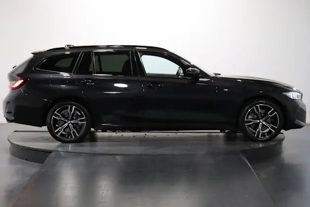 BMW 330e xDrive SAG Touring