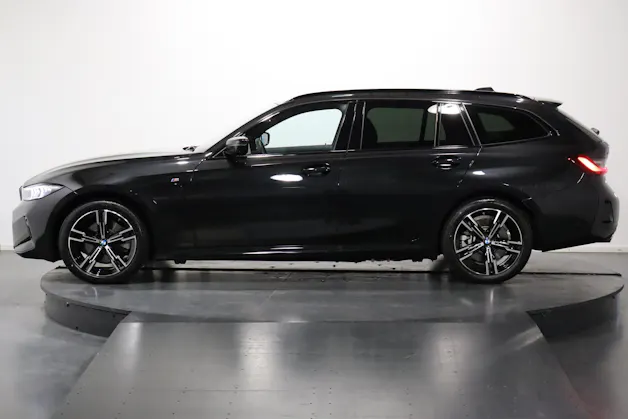 BMW 330e xDrive SAG Touring