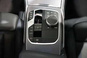 BMW 330e xDrive SAG Touring