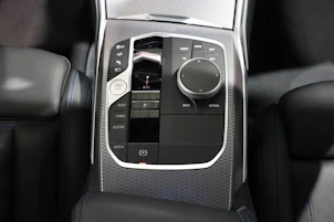 image du véhicule BMW 330e xDrive SAG Touring