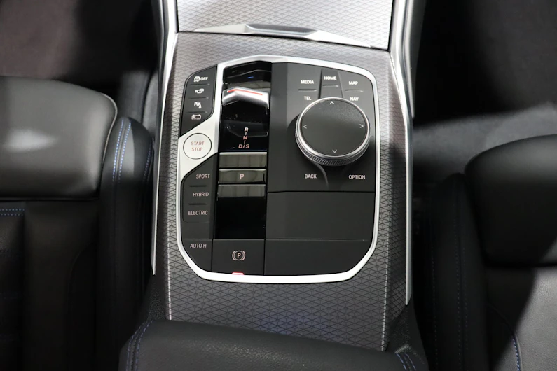 image du véhicule BMW 3 SERIES