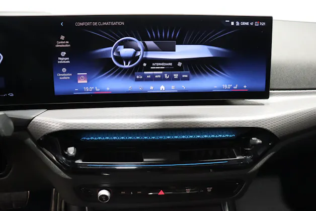 BMW 330e xDrive SAG Touring