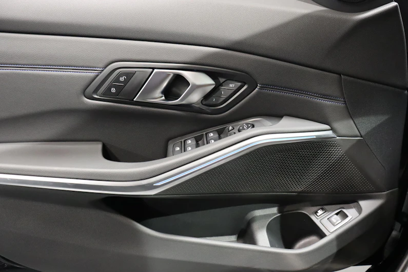 image du véhicule BMW 3 SERIES