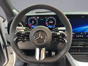 MERCEDES-BENZ GLB 220 4matic AMG Line