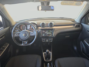 https://vehicle.imgix.net/4410842/6d2bf2f0-711b-4aa9-9dce-875d92c62966.jpg