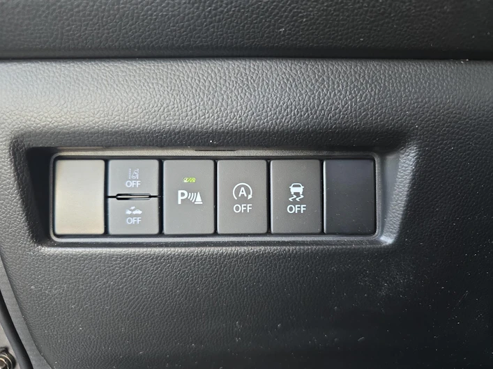 Fahrzeugbild SUZUKI SWIFT