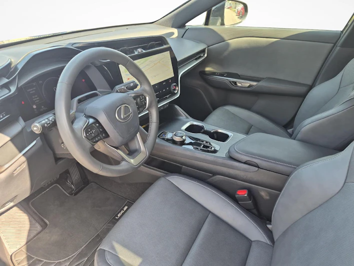 Fahrzeugbild LEXUS RZ