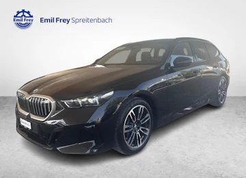 image du véhicule BMW 520d xDrive Touring image du véhicule BMW 520d xDrive Touring