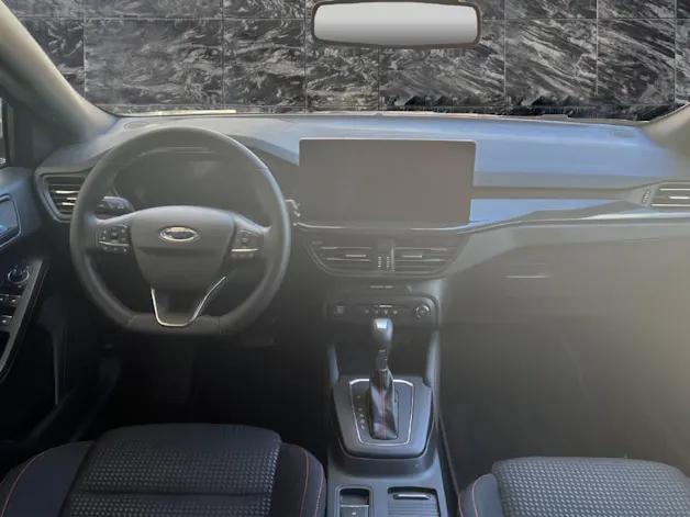 Ford Focus Station Wagon 1.0i EcoB Mild-Hybrid 155 ST-Line X