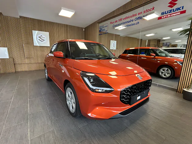 Suzuki Swift 1.2 Sakura Hybrid