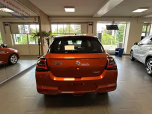 Suzuki Swift 1.2 Sakura Hybrid