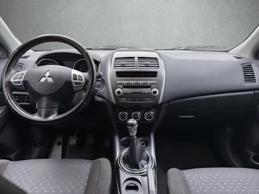 MITSUBISHI ASX 10