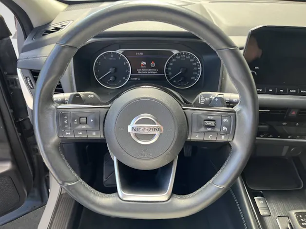 NISSAN Qashqai 1.3 DIG-T 158 N-Connecta