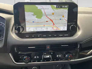 NISSAN Qashqai 1.3 DIG-T 158 N-Connecta