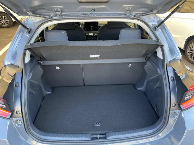 Toyota Yaris 1.5 VVT-i HSD Trend