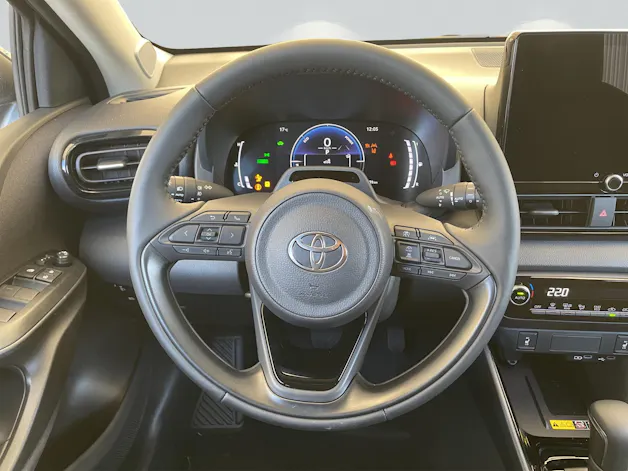 Toyota Yaris 1.5 VVT-i HSD Trend