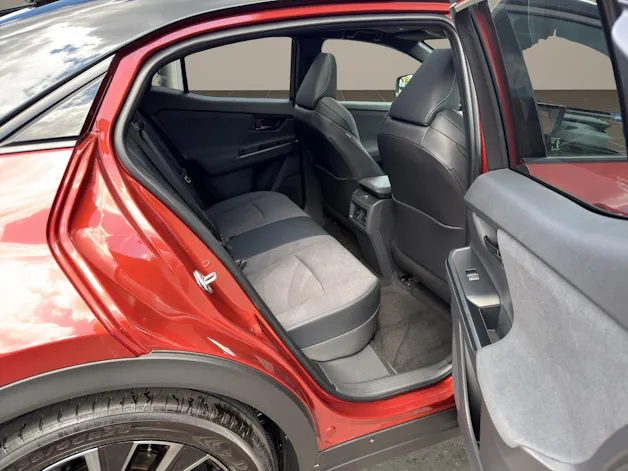 Toyota C-HR+ Premium AWD
