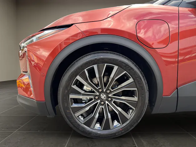 Toyota C-HR+ Premium AWD