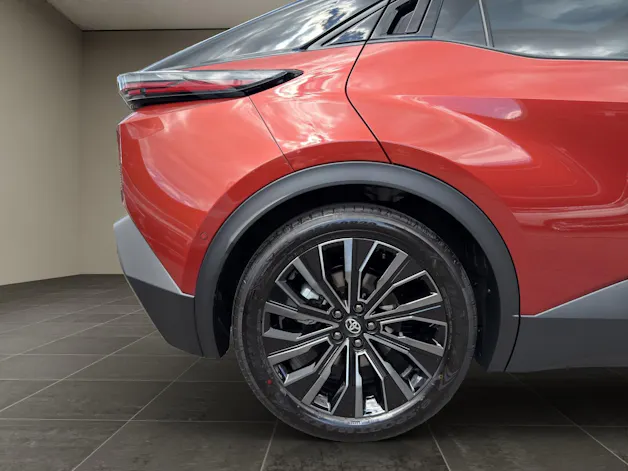 Toyota C-HR+ Premium AWD