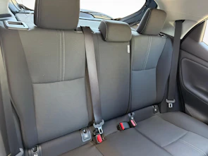 Fahrzeugbild TOYOTA Yaris 1.5 VVT-i HSD Trend