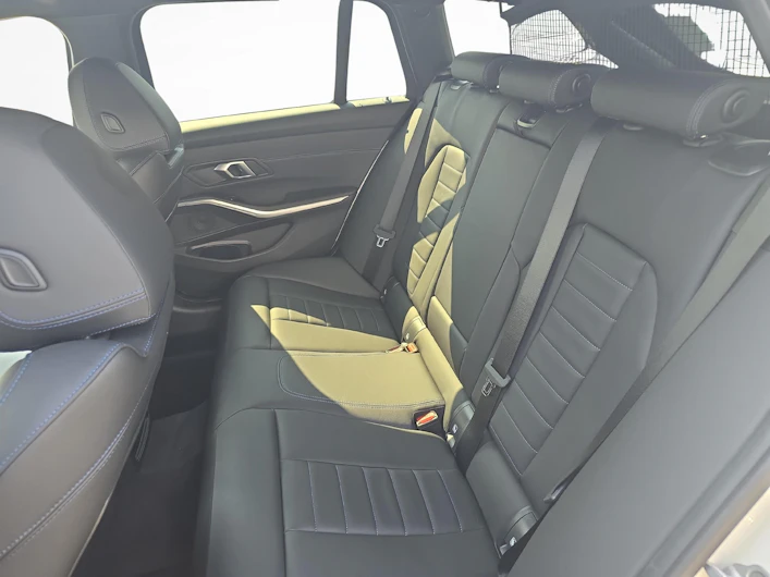 image du véhicule BMW 3 SERIES