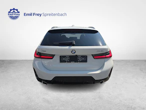 https://vehicle.imgix.net/4410916/6893d03d-0069-4346-8035-f46f0d6d88a2.jpg