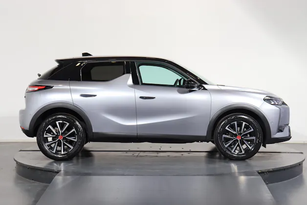DS Automobiles 3 Crossback 1.2 PureTech 130 Ligne Noire