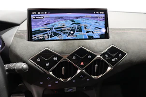 Fahrzeugbild DS AUTOMOBILES 3 Crossback 1.2 PureTech 130 Ligne Noire