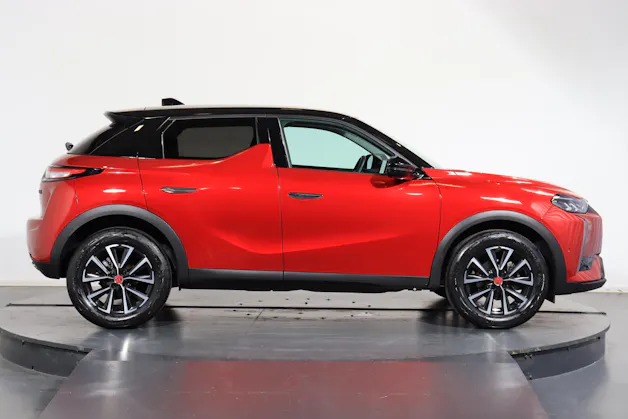 DS Automobiles 3 Crossback 1.2 PureTech 130 Ligne Noire