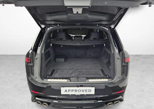 Fahrzeugbild LAND ROVER Range Rover Sport 4.4 V8 SV Edition Two