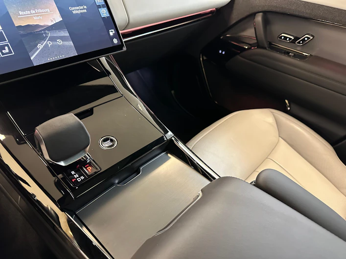 Fahrzeugbild LAND ROVER RANGE ROVER SPORT